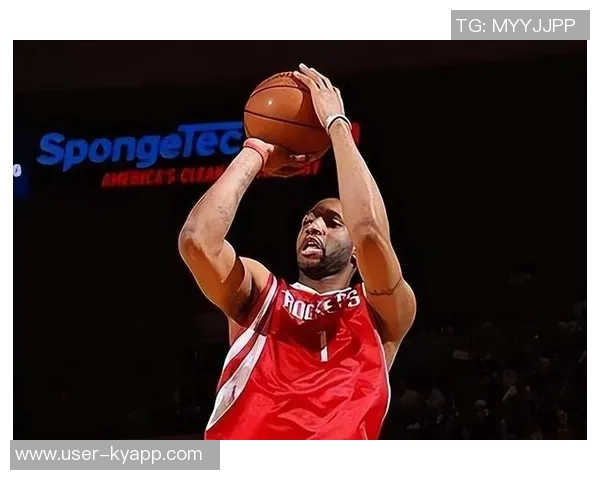 文班亚马夏季训练经历残酷增肌计划收获显著进步与成长