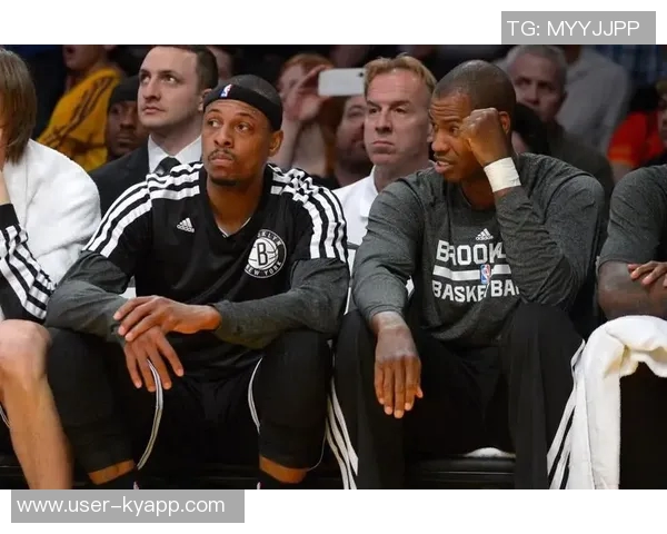 塔图姆回忆艰难童年经历分享母亲崩溃瞬间的心路历程